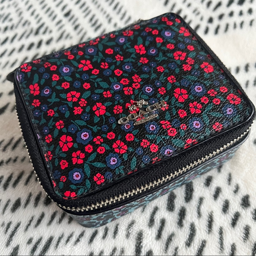 Coach Ranch Floral Print Mix Travel Jewelry Box F59836